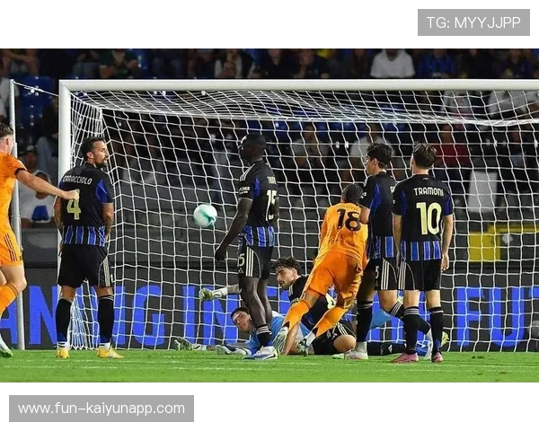 罗马连续攻门施压